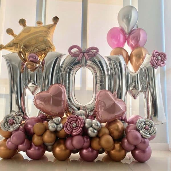 Birthday balloon bouquet decoration with helium balloons in Bangalore